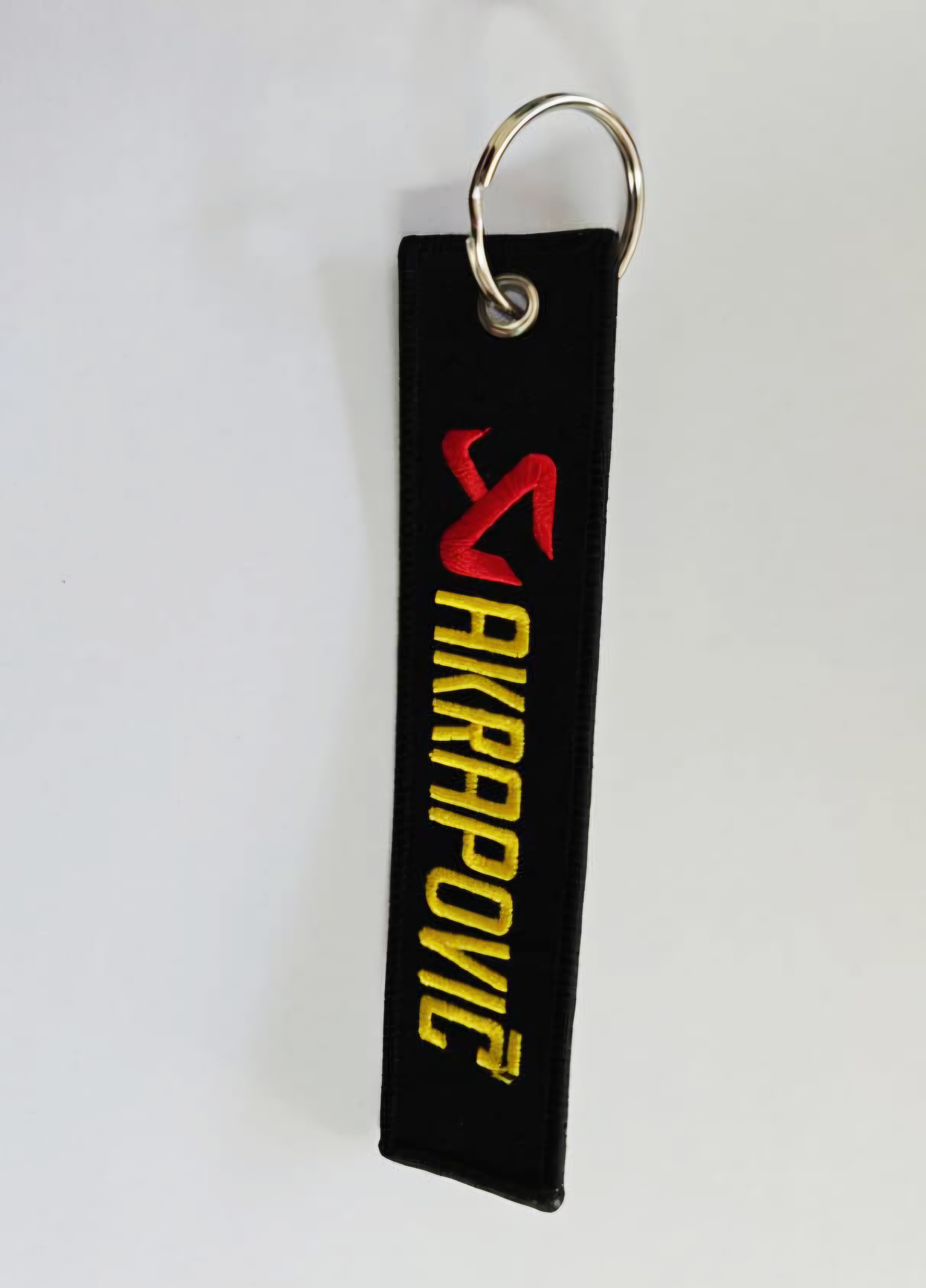 جاسویچی مدل AKRAPOVIC